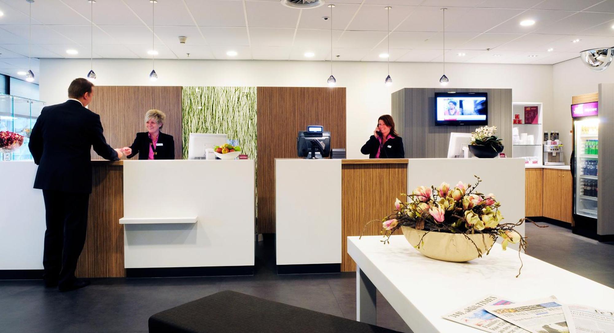 Mercure Hotel Schiphol Terminal Amsterdam Airport Schiphol Exterior foto